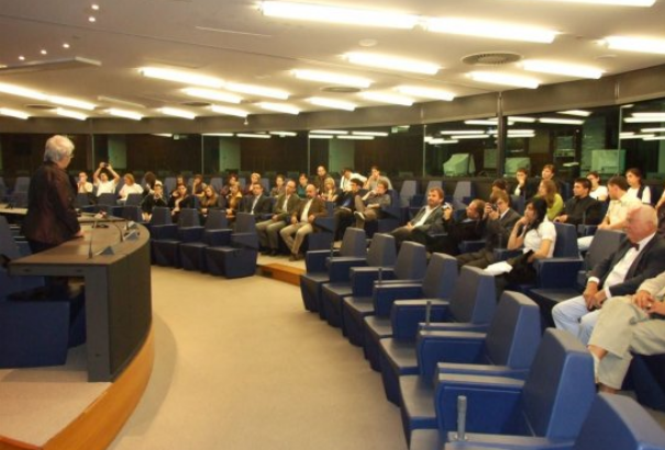 5 ország 1 törvény ellen