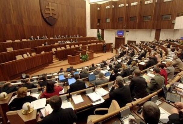 Kisebbségi nyelvhasználati törvény: vereség vagy győzelem?