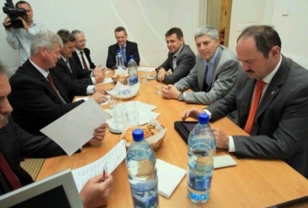 Gyorsvélemény: Tárgyalt az MKP és a Most-Híd