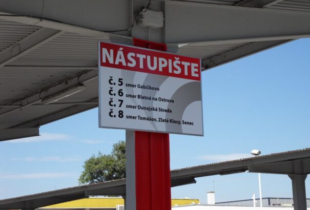 Somorján már az MKP-nak sem fontos a kétnyelvűség?