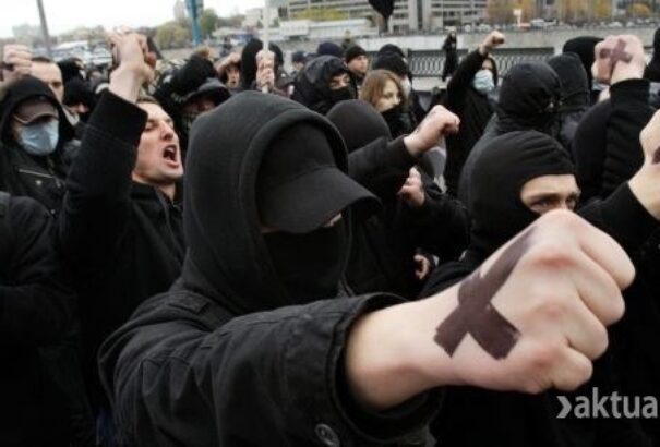 Csak a magyar fasiszta?