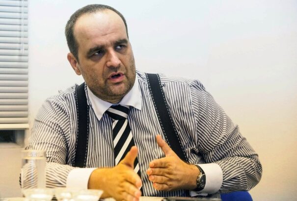 Pavol Frešo: Van értelme