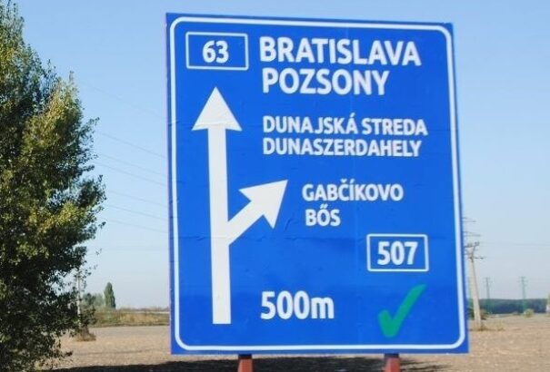 A civilek színrelépése – Hajszálrepedések 13. rész