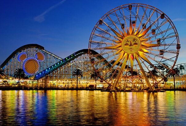 Ha már vidámpark, akkor amerikai