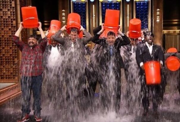 ALS Ice Bucket Challenge. Téged már nyakon öntöttek?