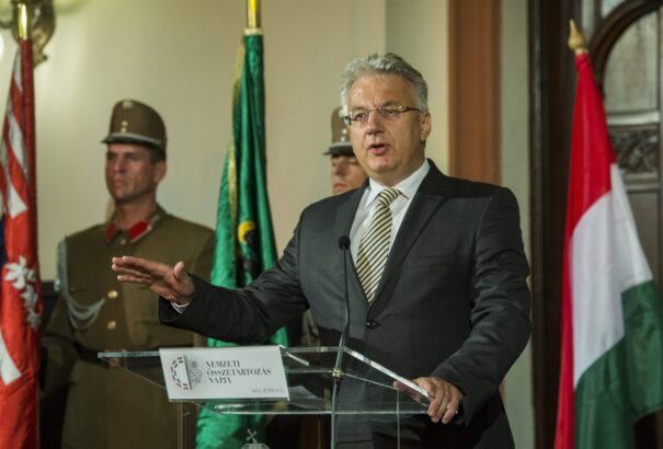 Semjén Zsoltot újraválasztották a KDNP elnökének