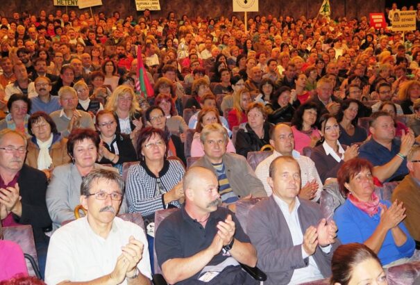 9≠5: Ismét tüntetnek a szlovákiai magyarok – Élőben