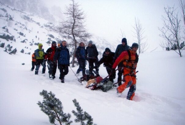 Tiszteld a hegyeket! – szólítanak fel a szlovák Hegyi Mentőszolgálat emberei