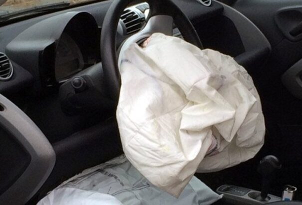 Újabb ötmillió autót hívnak vissza hibás légzsákok miatt Amerikában