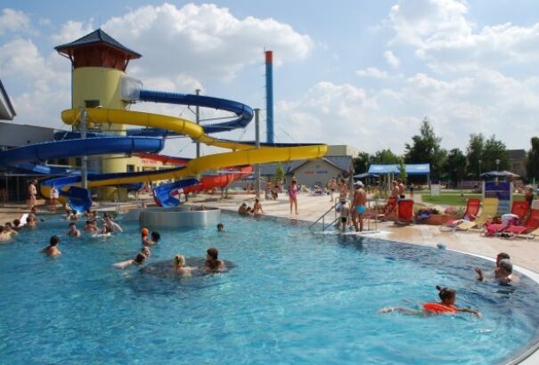 A galántai aquapark teteje bármikor leomolhat