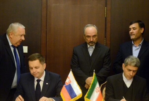 A szlovák pénzügyminiszter Iránban tárgyal