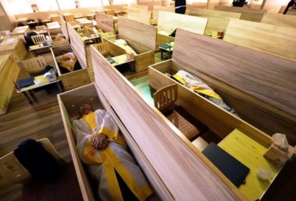 Kóreában kipróbálják a halált, hogy újra becsüljék az életet