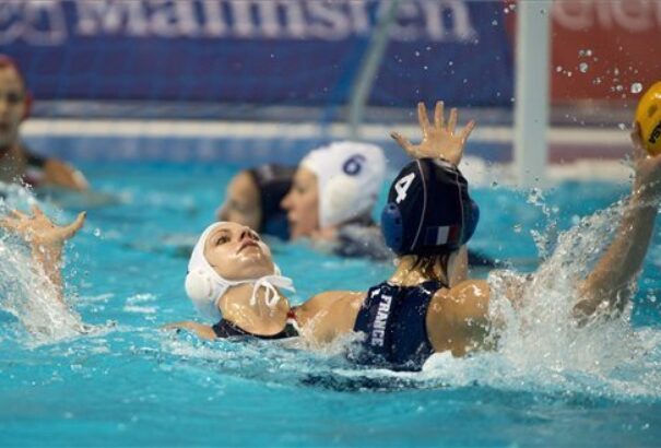 Elődöntősök a női vízilabdázók