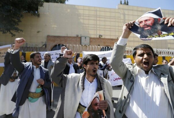 Megtámadták a szaudi nagykövetséget Teheránban