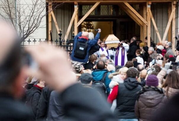 Anton Srholec végső búcsúztatása