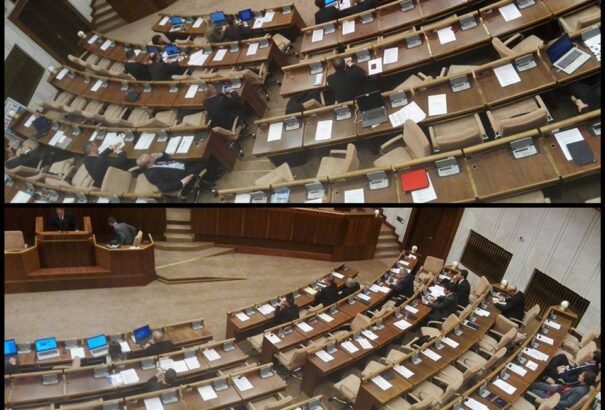 Nehezen indult a rendkívüli ülés