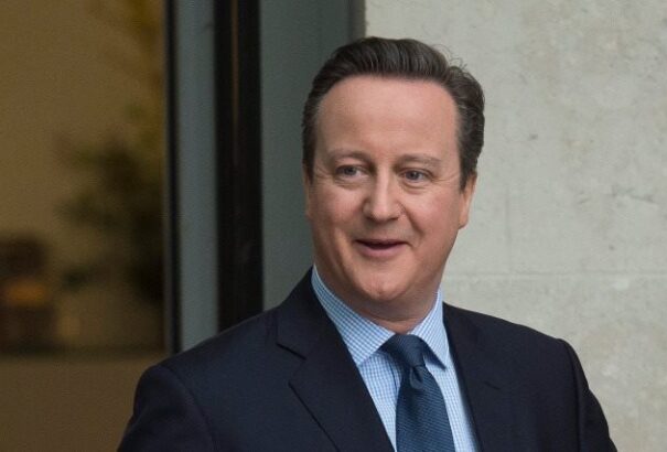 Cameron szerint az EU-ból való kilépés „ugrás lenne a sötétbe”