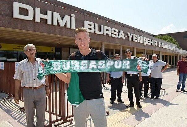 Eladná Dzsudzsákot a Bursaspor