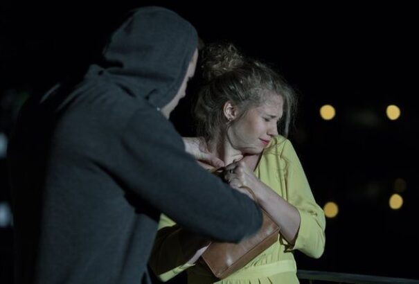 Pozsonyi hölgyek, vigyázzatok! – újra támad az ürülékfantom