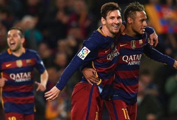 Neymar szerződést hosszabbított a Barcelonával