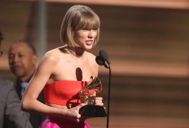58. Grammy-díjátadó: Taylor Swifté az év albuma
