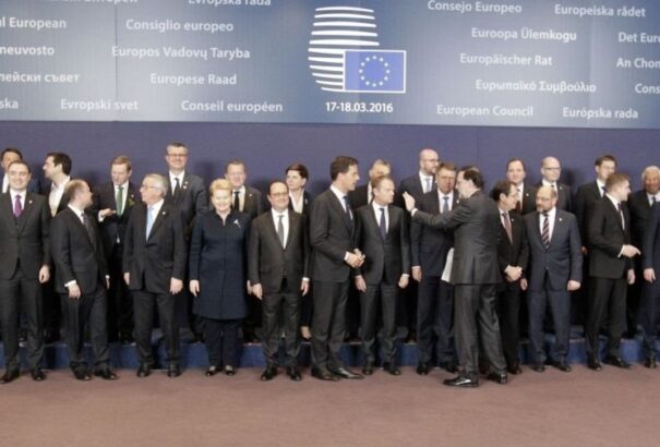 EU-csúcs – Sikerült megegyezni a készülő migrációs egyezmény kompromisszumos szövegéről