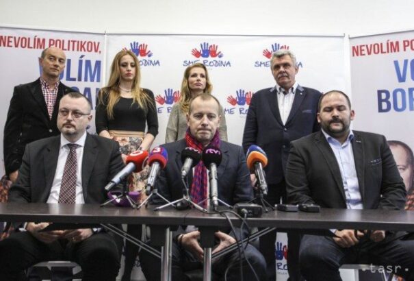 Boris Kollár szerint meg akarják venni a képviselőket