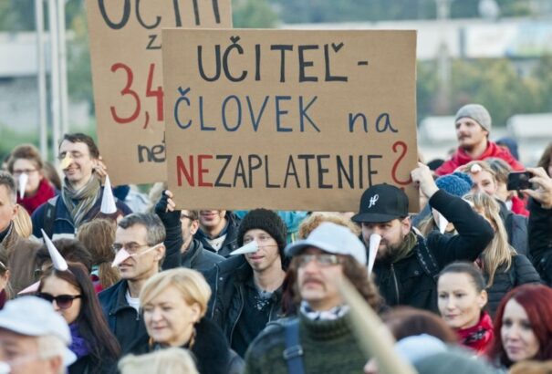 Hiába várják a tanárok a béremelést