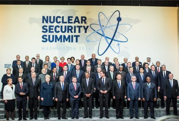 Atomcsúcs: meg kell akadályozni, hogy terroristák atomfegyverekre tegyenek szert