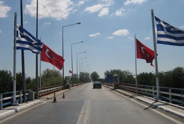 Ma deportálják vissza az első 500 migránst Törökországba