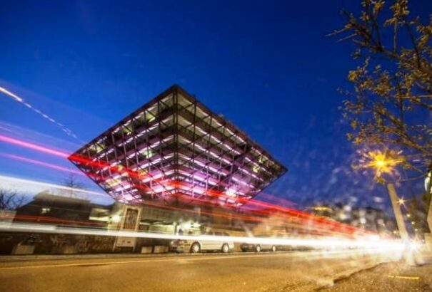 Mától több szlovák zenét kell játszaniuk a rádióknak