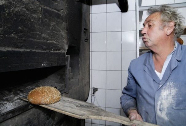 Átlagon felüli járulékterhek sújtják a szlovákiai béreket