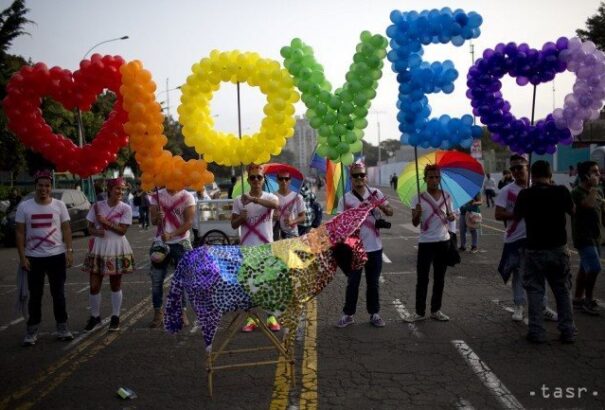Az olasz parlament megszavazta a melegházasságot