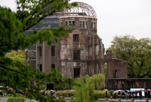 Obama Hirosimába látogat