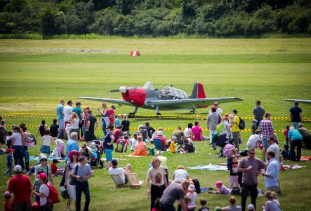 Parádés légibemutatókkal várják az érdeklődőket a Cserfalui Repülőnapon