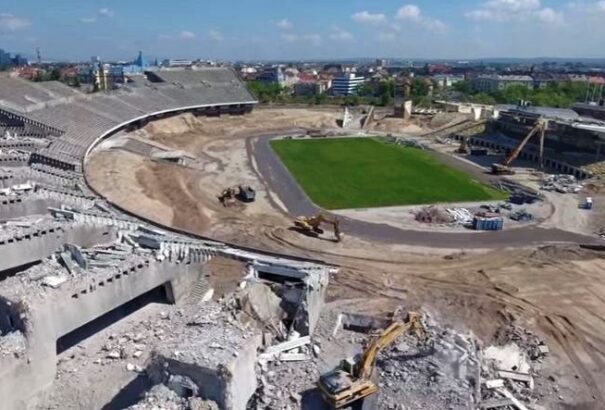 Bontják a Puskás-stadiont (videó)
