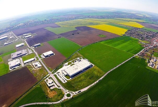 Folytatódik a harc a Jaguar Land Rover alatti telkekért