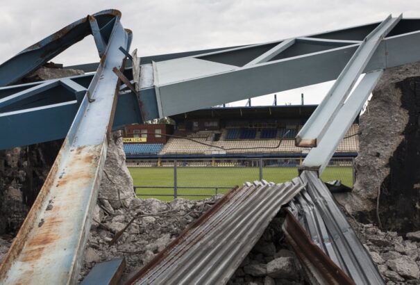 Pillanatképek a DAC stadion bontásáról (Képriport)