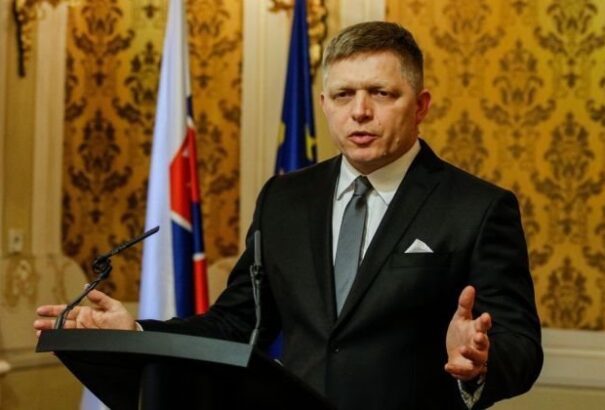 Az SaS Fico távozásáról beszél