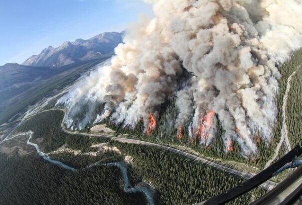 Drámai felvételek a McMurray-i futótűzről