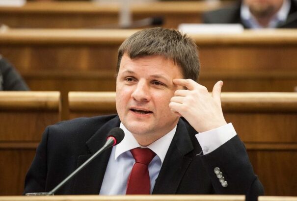 Alojz Hlina jövő héten bejelenti indulását a KDH pártelnöki tisztségéért