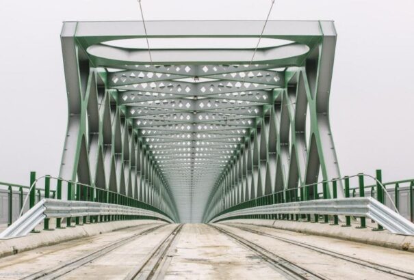 Pozsony kivárta. Csütörtökön részben átadják az új Öreg hidat