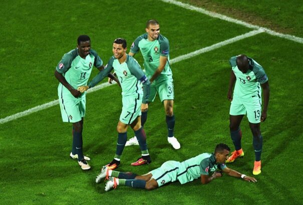 Foci Eb 2016: Veretlenül búcsúzott Svájc és Horvátország, Wales történelmet írt (videó)