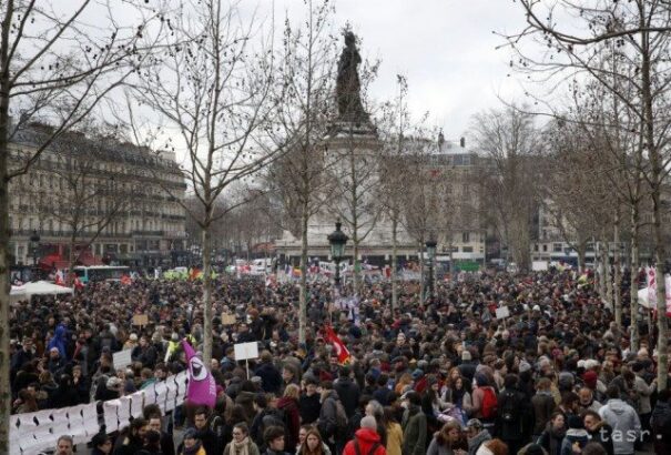 Ma is tömegtüntetések lesznek Párizsban