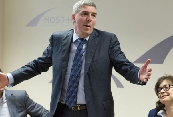 Matovič: Kaliňák Bugárt is védi