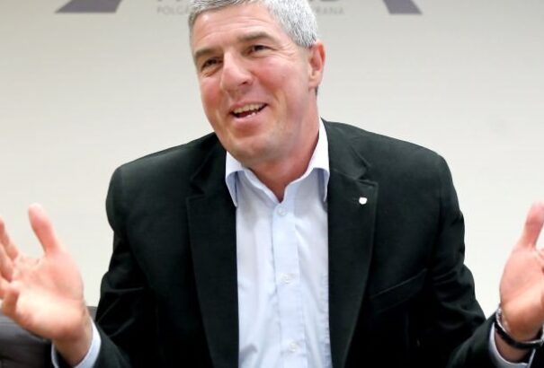 Bugár: Ha a Smer azt csinálta volna a Radičová-kormány alatt amit most az ellenzék, Sulík belebukott volna