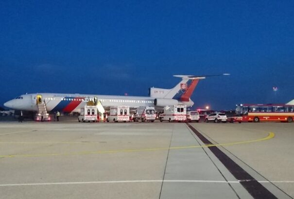 Kormánygép hozta haza a szerbiai buszbaleset sérültjeit