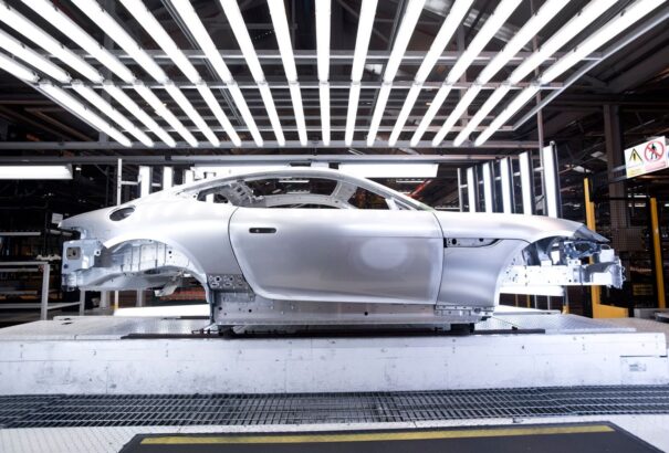 Mégsem lesz Jaguar Land Rover Szlovákiában?