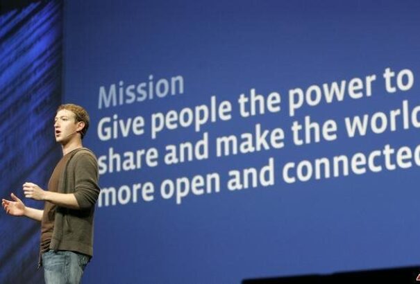 A Facebook tényleg Nagy Testvért játszik