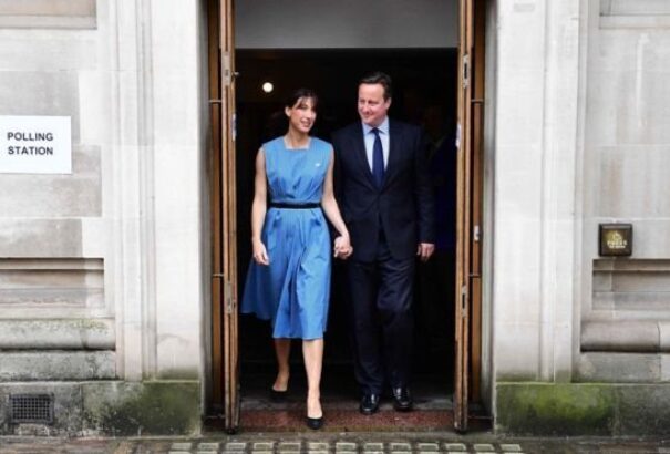 Brit EU-népszavazás – Felmérés: a bennmaradást pártoló tábor győzhetett